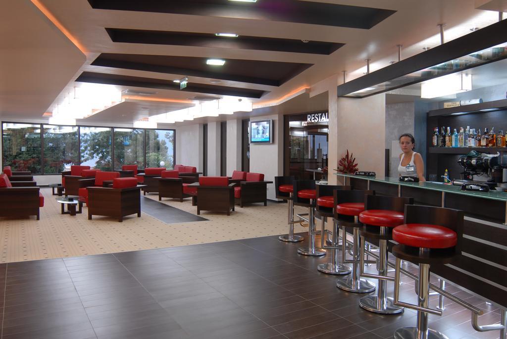 Hotel Vigo เนเซบาร์ ภายนอก รูปภาพ
